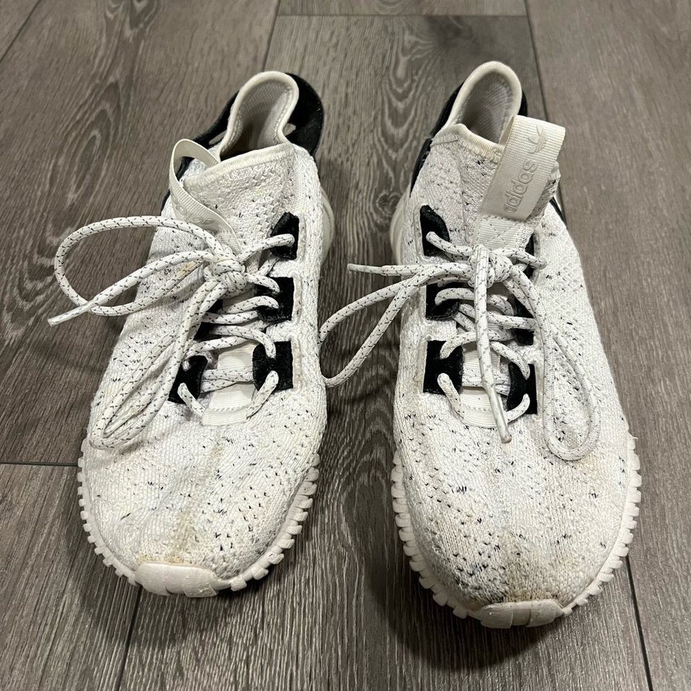 ADIDAS Tubular Doom Sock Primeknit Snkears White & Black - Picture 6 of 10